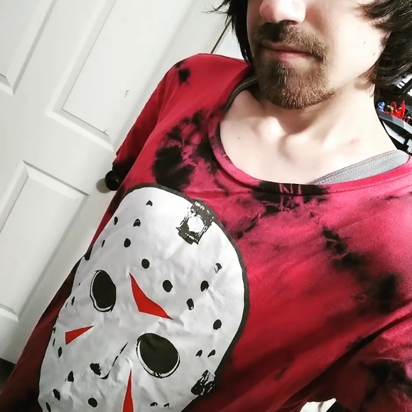 Always happy to socialize and get to know people. - Picture 2 of 10